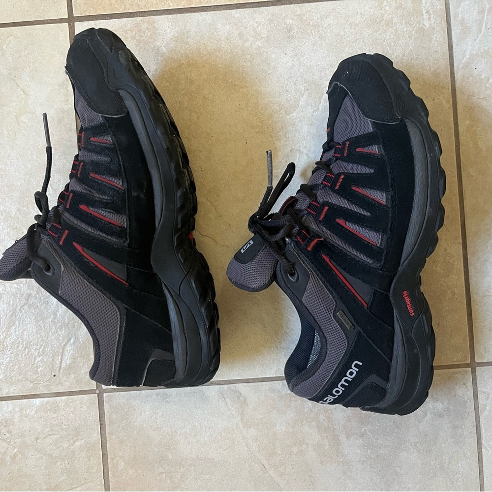 Salomon Men's Black and Red Hiking Shoes - Picture 1 of 5